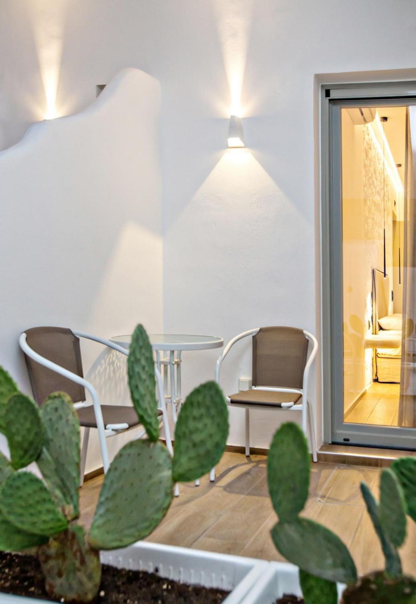 Levantes Luxury Suites II Тинос Екстериор снимка